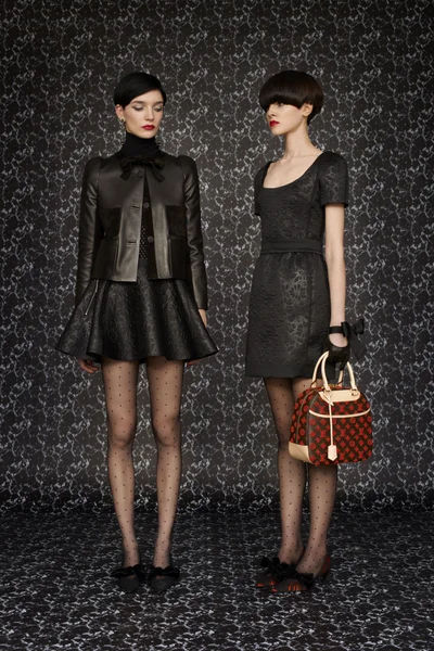 Look 11